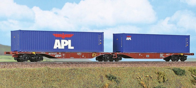 Articulated Container car type Sggmrss 90 of Touax loaded with containers<br /><a href='images/pictures/ACME/acme40252_1.jpg' target='_blank'>Full size image</a>